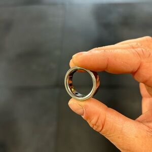 Oura Ring (Gen 4, Size 9)